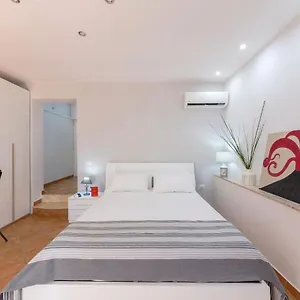 https://masaniello-apartment.hotels-amalfi.com